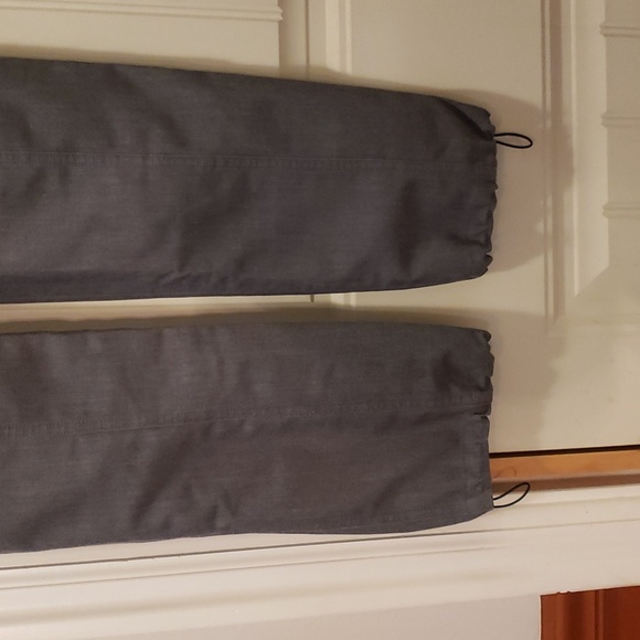 Figs grey XS pants - near perfect condition - Picture 7 of 8